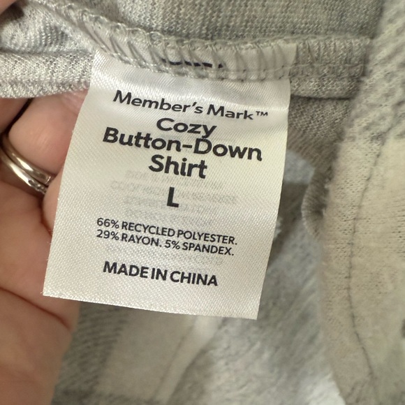 Women's Flannel Shacket - Picture 5 of 6